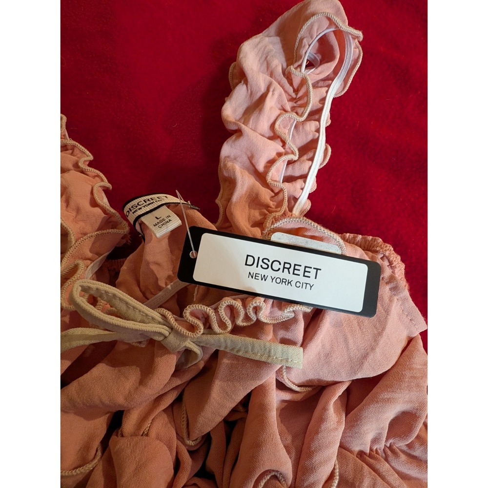 Discreet NYC Ruffles All Over Camisole Stretchy Bows Sz Large Pale Pink Coquette - Picture 3 of 4